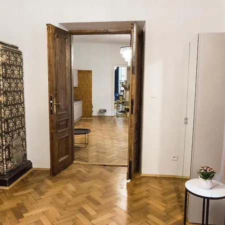 Cracwow K8 No.7 * Krakkó