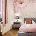 Cracwow K8 No.7 * Cracovia
