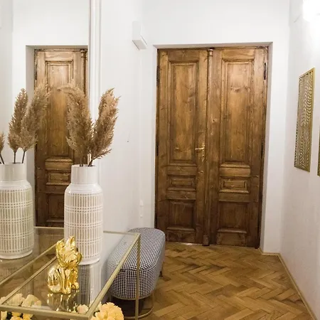 Cracwow K8 No.7 Διαμέρισμα