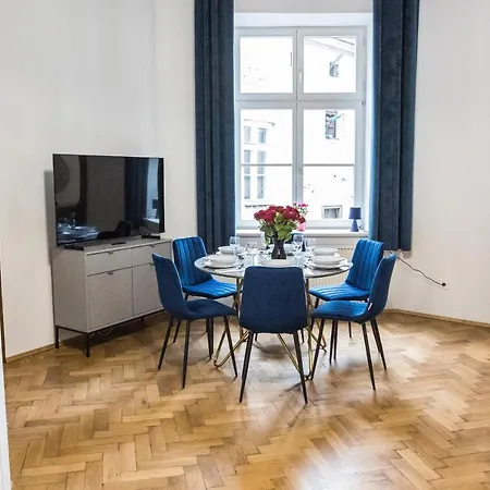 Διαμέρισμα Cracwow K8 No.7 *